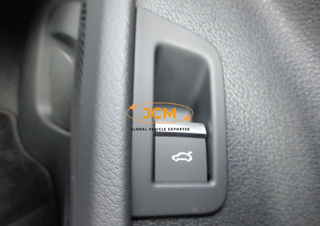 
								2025 AUDI Q8 55TFSIS full									