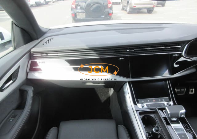 
								2025 AUDI Q8 55TFSIS full									