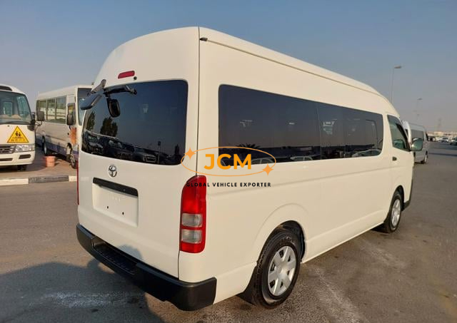 
								2015 TOYOTA HIACE COMMUTER full									