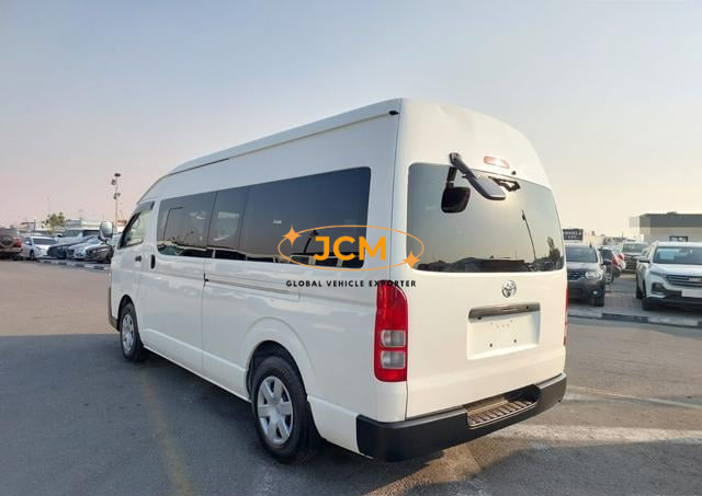 
								2015 TOYOTA HIACE COMMUTER full									