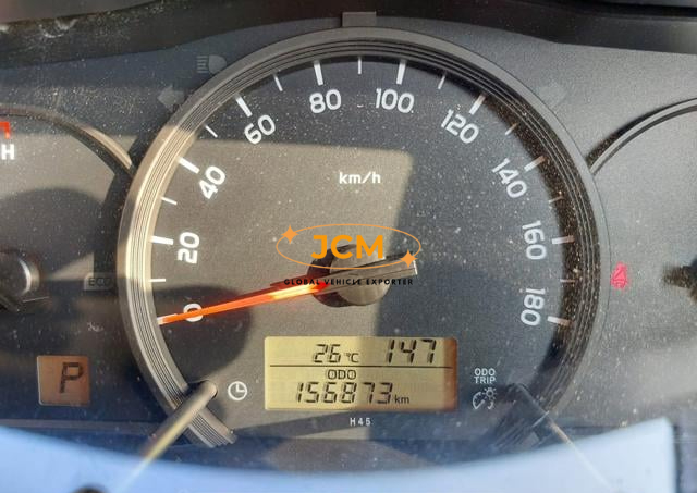 
								2015 TOYOTA HIACE COMMUTER full									