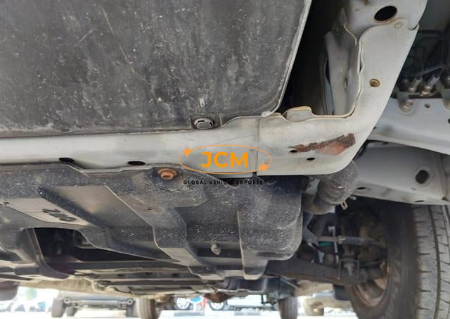 
								2015 TOYOTA HIACE COMMUTER full									