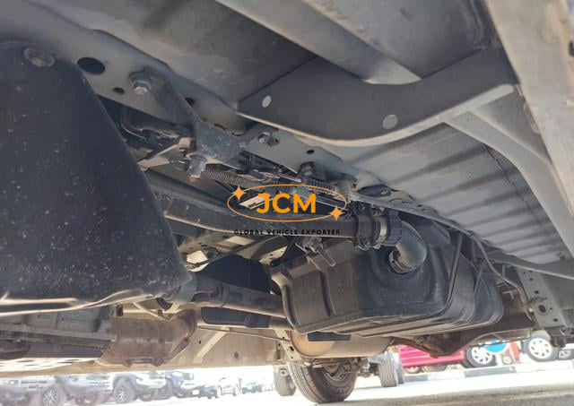 
								2015 TOYOTA HIACE COMMUTER full									