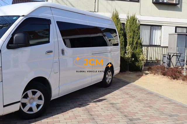 
								2024 TOYOTA HIACE COMMUTER full									