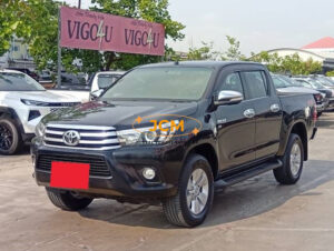 2017 TOYOTA HILUX DOUBLE CAB 2.8 4WD MT