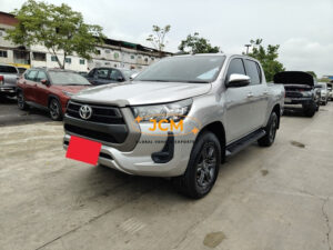 2021 TOYOTA HILUX DOUBLE CAB 2.4 2WD AT