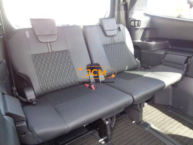 
								2024 TOYOTA NOAH full									