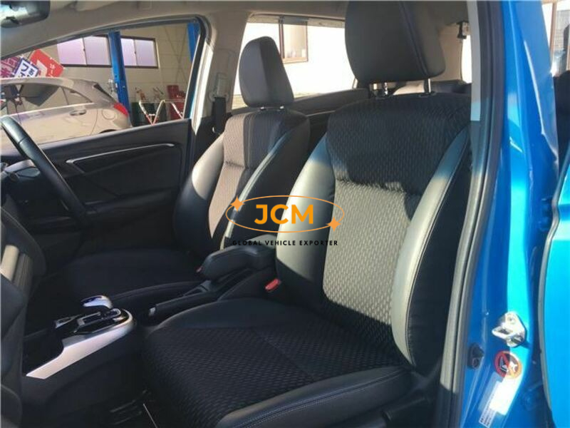 
								2016 HONDA FIT GP5 full									