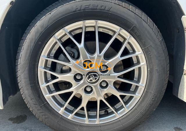 
								2020 TOYOTA VOXY ZWR80W full									