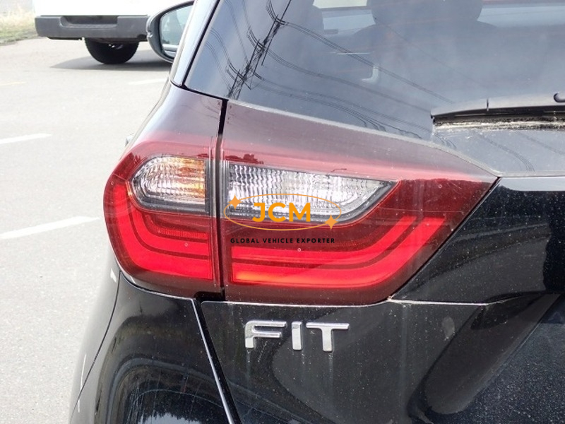 
								2021 HONDA FIT HYBRID 6AA-GR3 full									