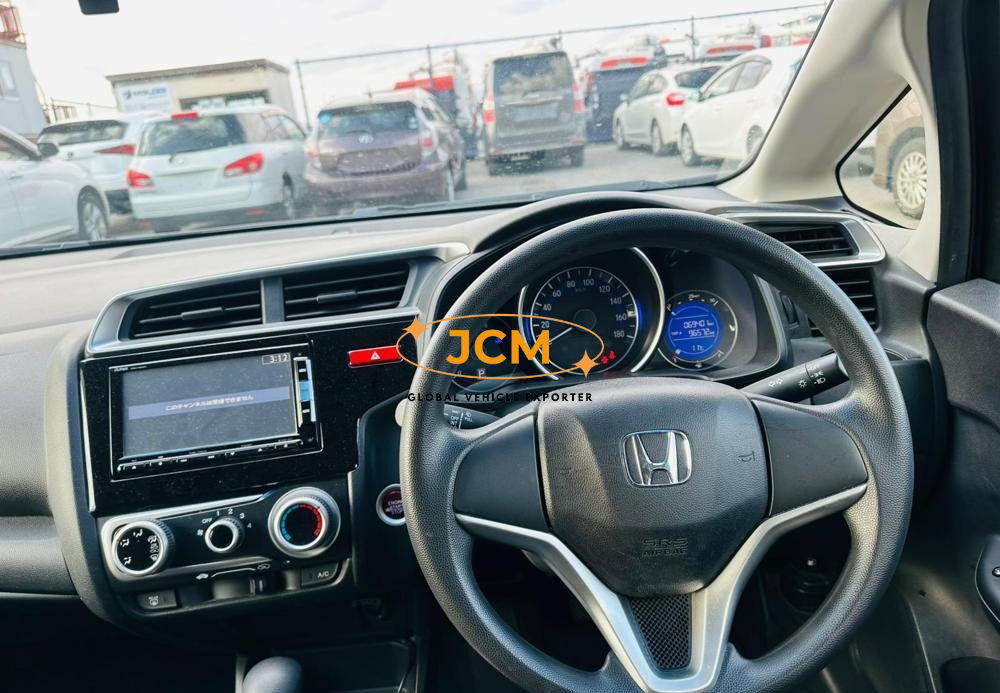 
								2014 HONDA FIT 13G F PACKAGE full									