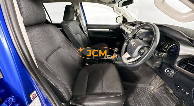 
								2017 TOYOTA HILUX 2.8 AT 4WD full									
