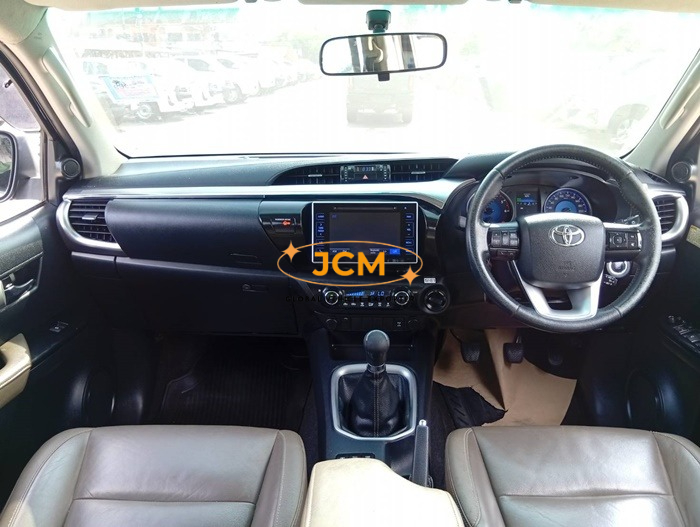 
								2017 TOYOTA HILUX DOUBLE CAB 2.8 4WD MT full									