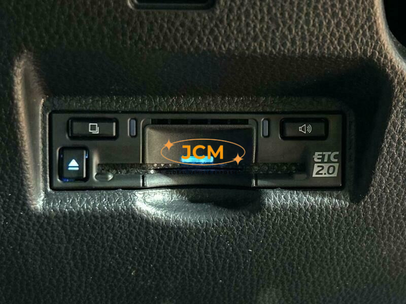 
								2022 TOYOTA VOXY ZWR95W full									