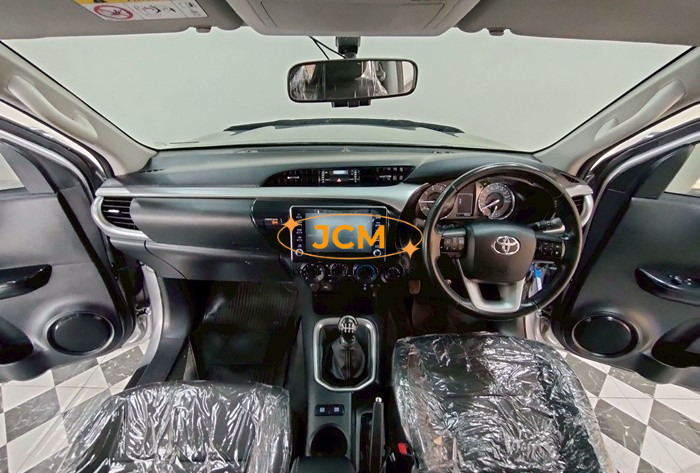 
								2021 TOYOTA HILUX PICKUP REVO MID DOUBLE CAB 2.4 full									
