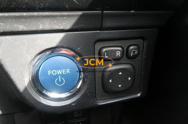 
								2018 TOYOTA COROLLA FIELDER DAA-NKE165G 2WD full									