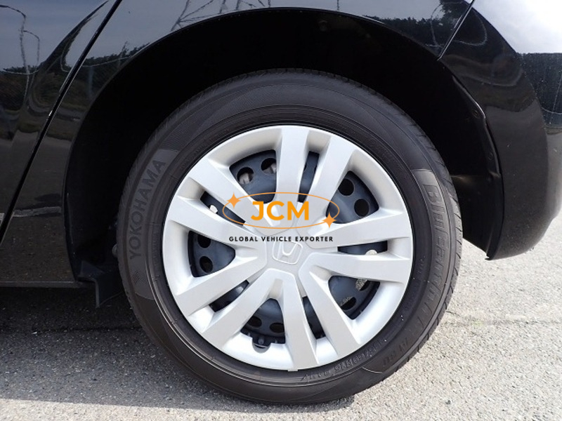 
								2021 HONDA FIT HYBRID 6AA-GR3 full									