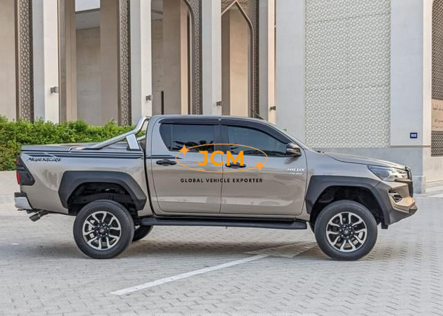 
								2021 TOYOTA HILUX PICK UP 2.8 4WD AT full									