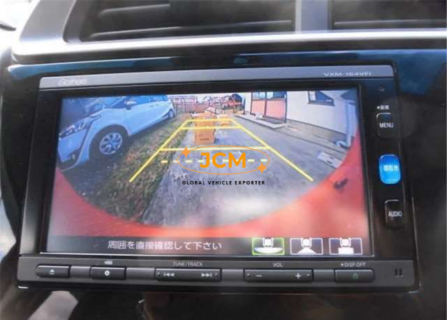 
								2016 HONDA FIT HYBRID DAA-GP5 full									