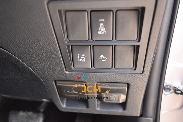 
								2018 TOYOTA HILUX DOUBLE CABIN full									