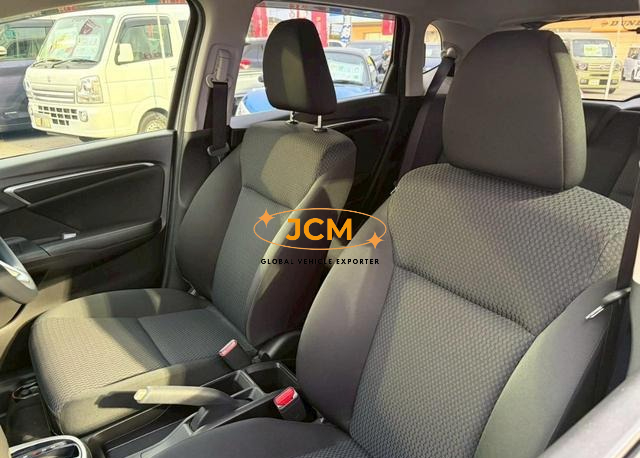 
								HONDA FIT 13G F full									