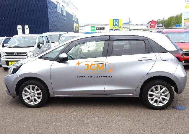 
								2021 HONDA FIT 1.5EHEV4WD full									
