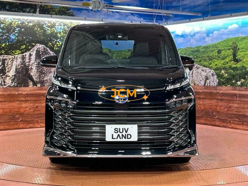 
								2022 TOYOTA VOXY ZWR95W full									