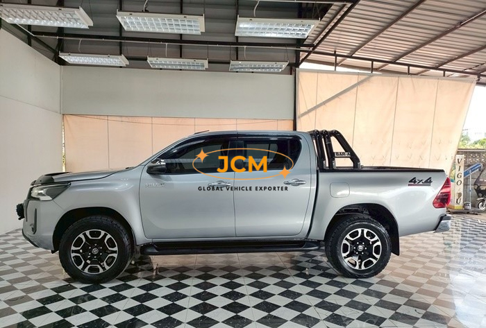 
								2021 TOYOTA HILUX PICKUP REVO MID DOUBLE CAB 2.4 full									