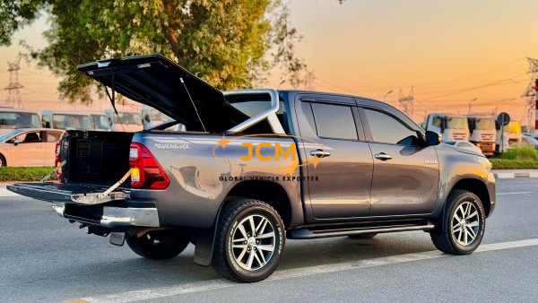 
								2019 TOYOTA HILUX PICKUP 2.8 4WD AT full									