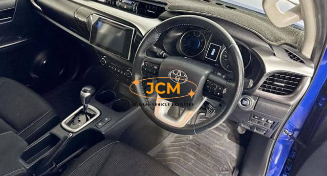 
								2017 TOYOTA HILUX 2.8 AT 4WD full									