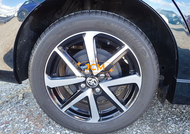 
								2017 TOYOTA COROLLA FIELDER 1.8S WXB full									