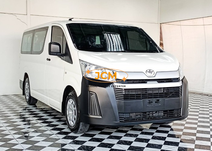 
								2020 TOYOTA HIACE VAN 2.8 2WD MT full									