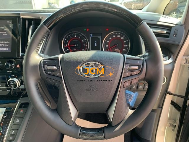 
								2021 TOYOTA ALPHARD PEARL WHITE full									