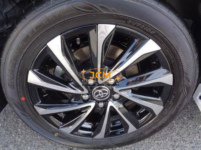 
								2024 TOYOTA NOAH full									