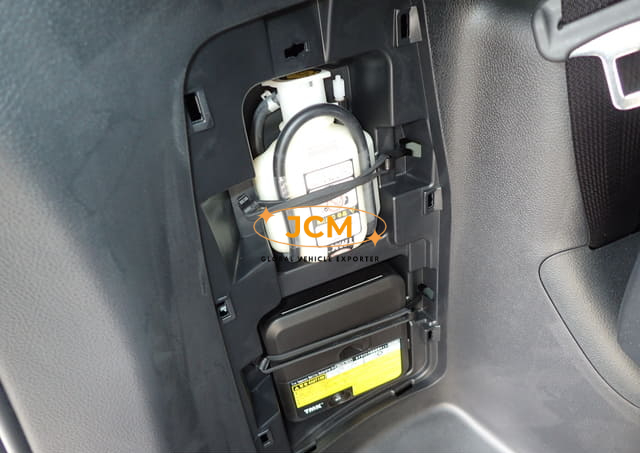 
								2021 TOYOTA VOXY ZS KIRAMEKI 3 full									