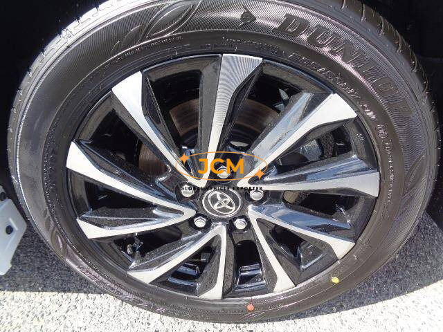 
								2024 TOYOTA NOAH full									