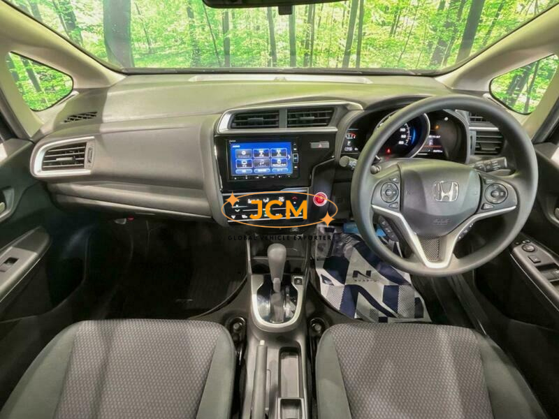 
								2019 HONDA FIT GK4 full									