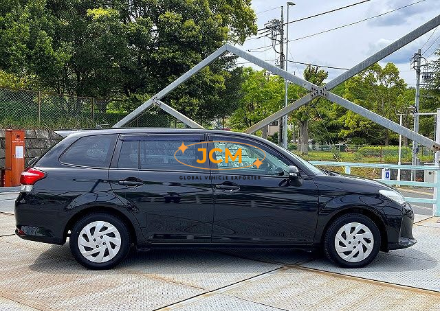 
								2021 TOYOTA COROLLA FIELDER 6AA-NKE165G 2WD full									