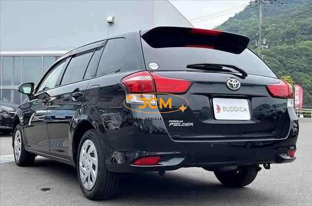 
								2018 TOYOTA COROLLA FIELDER full									