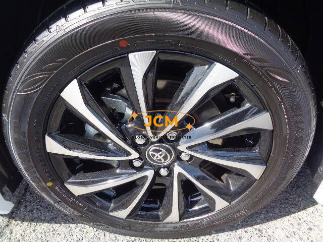 
								2024 TOYOTA NOAH full									