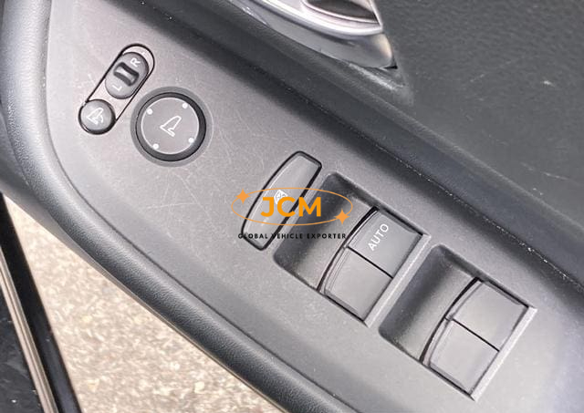 
								2022 HONDA FIT full									
