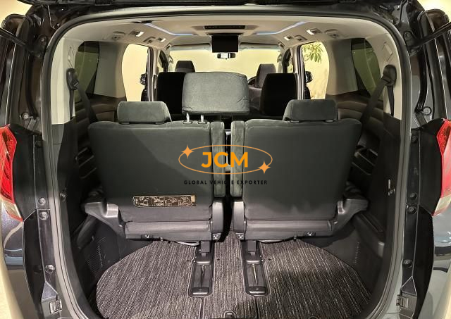
								2017 TOYOTA ALPHARD DBA-AGH35W 4WD full									