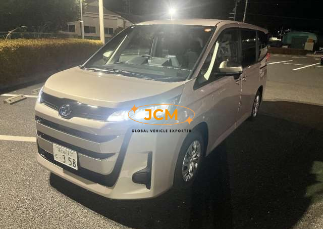 
								2025 TOYOTA NOAH 6AA-ZWR90W full									