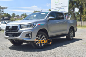 2018 TOYOTA HILUX DOUBLE CABIN