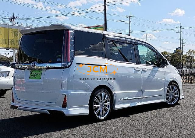 
								2018 TOYOTA NOAH DBA-ZRR80W 2WD full									