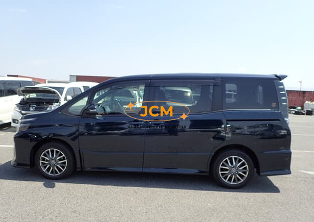 
								2014 TOYOTA VOXY ZS full									