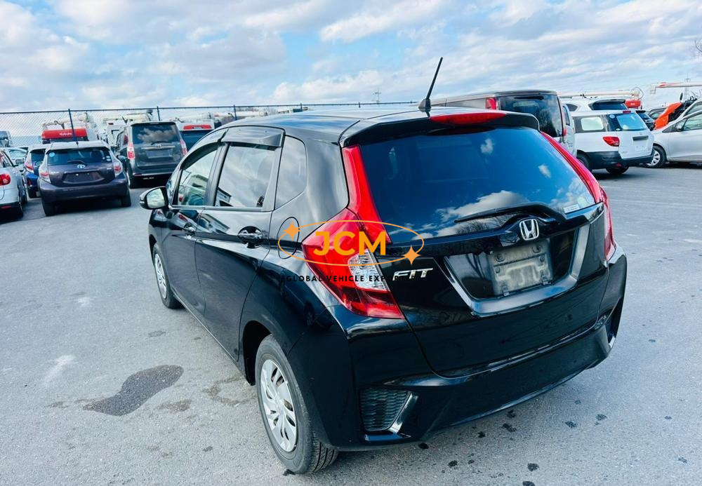 
								2014 HONDA FIT 13G F PACKAGE full									