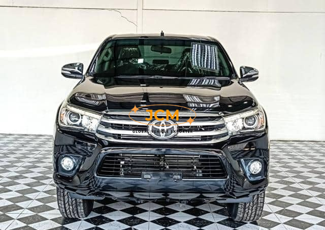 
								2017 TOYOTA HILUX 2.4 PRE DOUBLE CAB full									