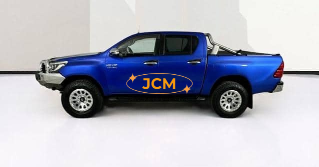 
								2017 TOYOTA HILUX 2.8 AT 4WD full									
