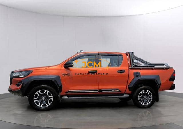 
								2022 TOYOTA HILUX 2.8 HILUX PICKUP full									